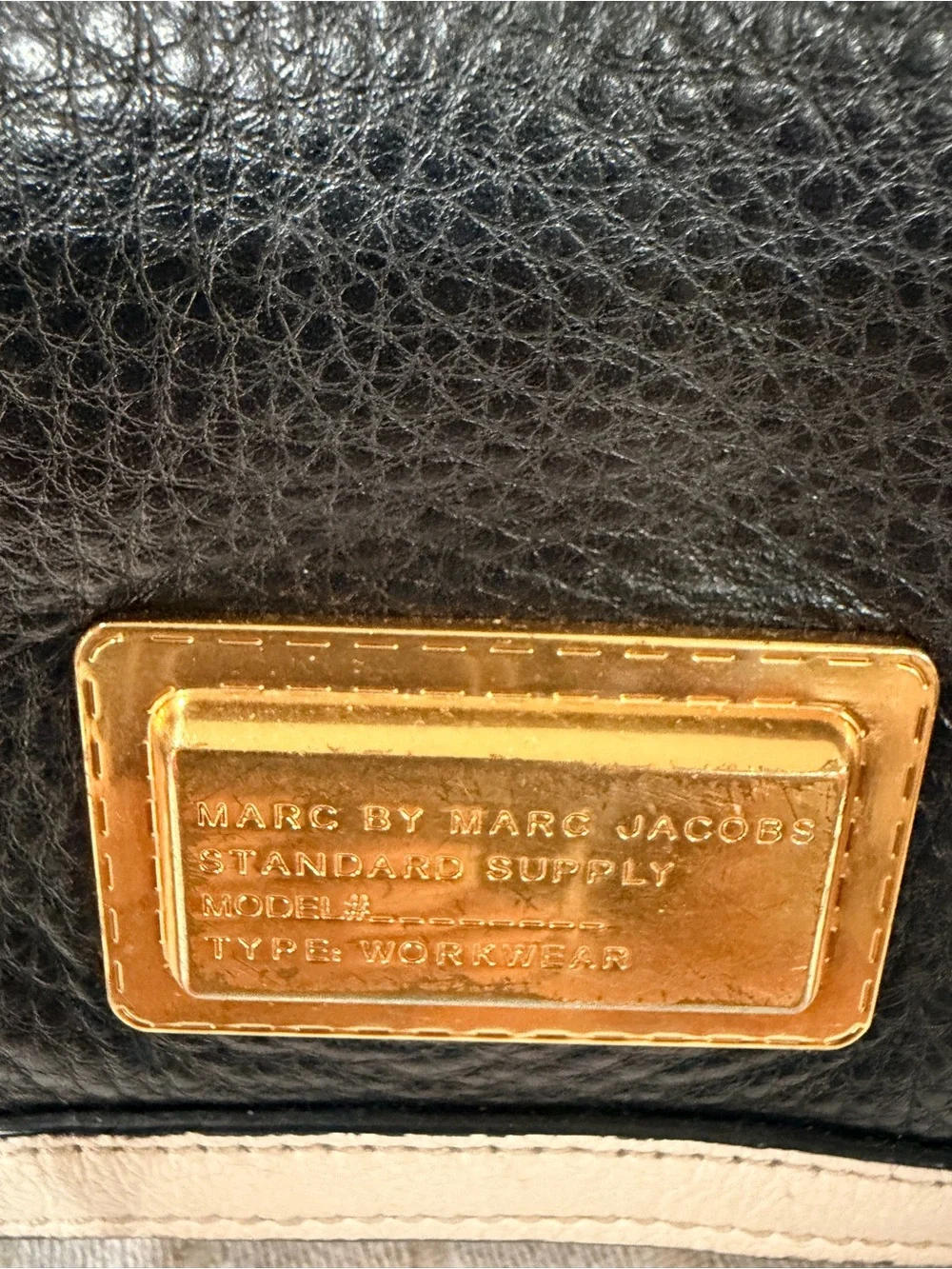 MARC BY MARC JACOBS Black and Cream Leather Crossbody Bag